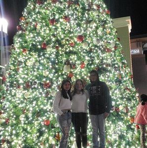 Meet your Posher, Ceci